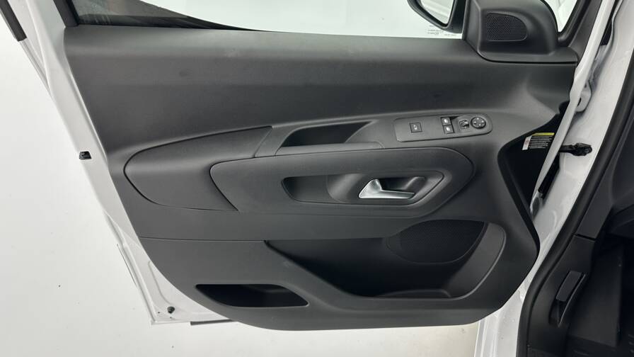 Mandataire Automobile neuf, recherche de Citroen Berlingo-van-iii-m-650kg-bluehdi-130ch-eat8 - E-Motors