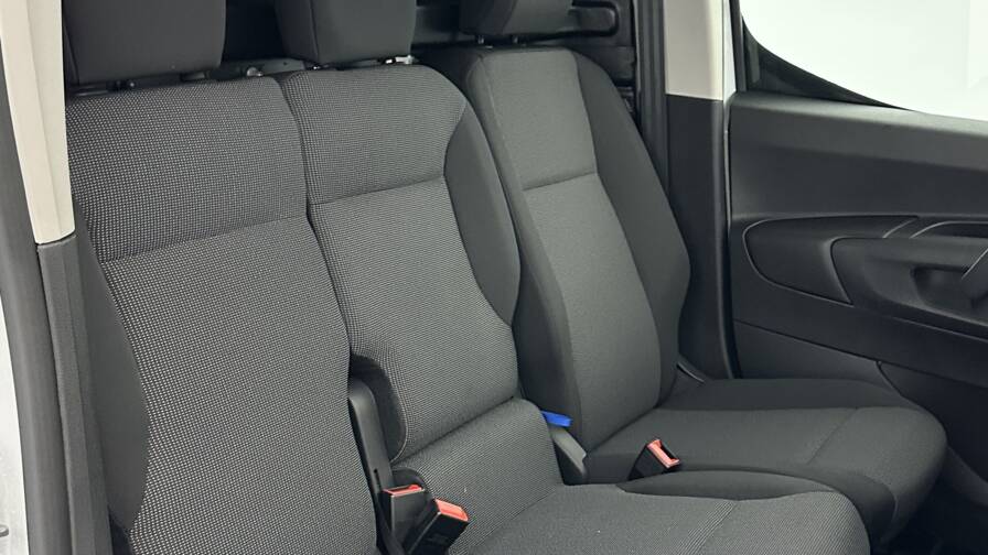 Mandataire Automobile neuf, recherche de Citroen Berlingo-van-iii-m-650kg-bluehdi-130ch-eat8 - E-Motors