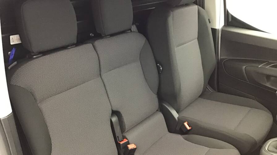 Mandataire Automobile occasion, recherche de Citroen Berlingo-van-m-650kg-bluehdi-100-s-s-bvm6 - E-Motors