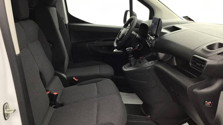 Mandataire Automobile occasion, recherche de Citroen Berlingo-van-m-650kg-bluehdi-100-s-s-bvm6 - E-Motors