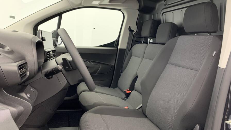 Mandataire Automobile neuf, recherche de Citroen Berlingo-van-taille-xl-950kg-bluehdi-130-s-s-eat8 - E-Motors