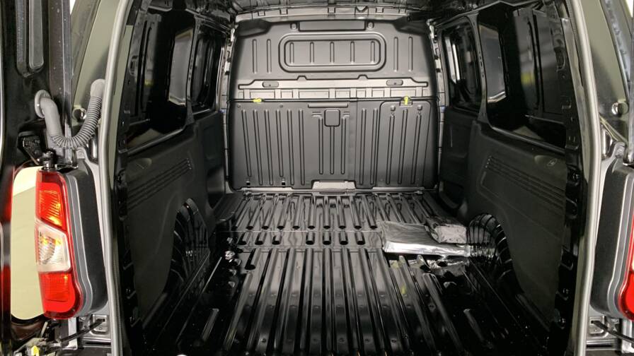 Mandataire Automobile neuf, recherche de Citroen Berlingo-van-taille-xl-950kg-bluehdi-130-s-s-eat8 - E-Motors