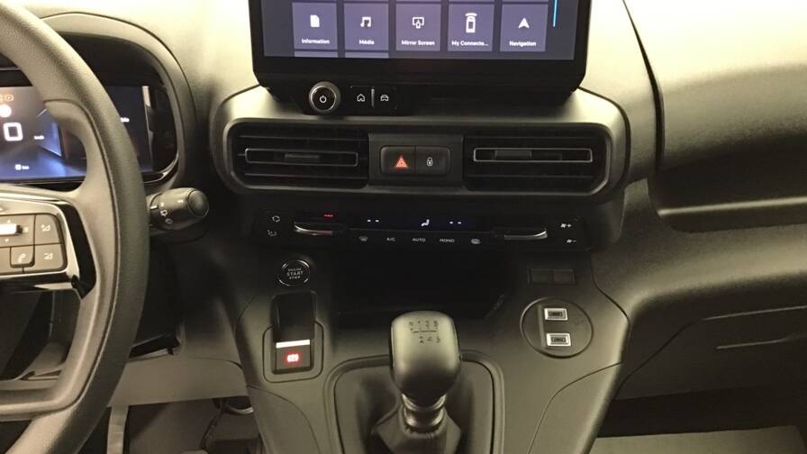 Mandataire Automobile occasion, recherche de Citroen Berlingo-van-xl-950kg-bluehdi-100-s-s-bvm6-4-portes-vul-diesel112023 - E-Motors