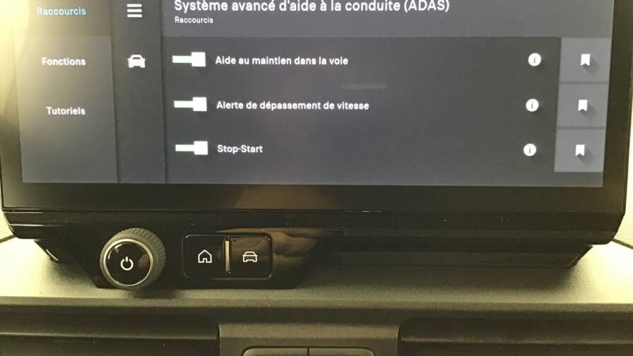 Mandataire Automobile occasion, recherche de Citroen Berlingo-van-xl-950kg-bluehdi-130-s-s-eat8-4-portes-vul-diesel112023-en-cours - E-Motors