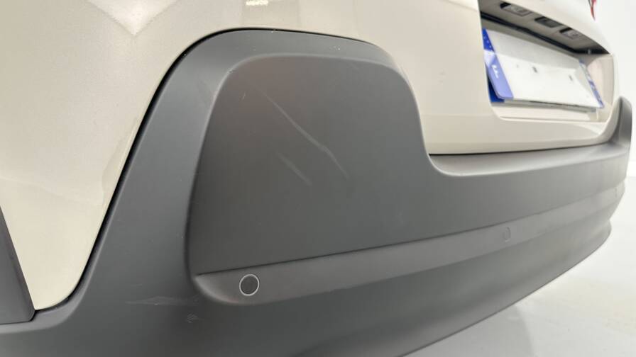 Mandataire Automobile occasion, recherche de Citroen C3-1-2-puretech-83ch-feel-pack - E-Motors