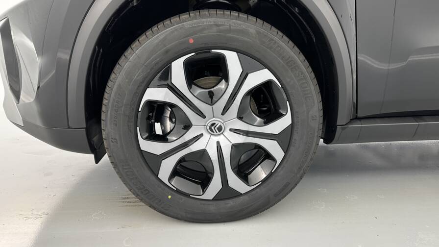 Mandataire Automobile neuf, recherche de Citroen C3-aircross-1-2-hybride-145ch-plus-e-dcs6 - E-Motors