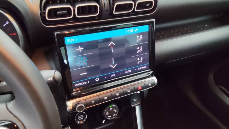 Mandataire Automobile occasion, recherche de Citroen C3-aircross-1-2-puretech-110ch-shine - E-Motors