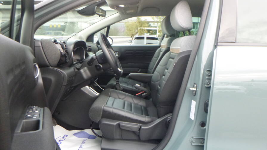 Mandataire Automobile occasion, recherche de Citroen C3-aircross-puretech-110-s-s-bvm6-shine - E-Motors