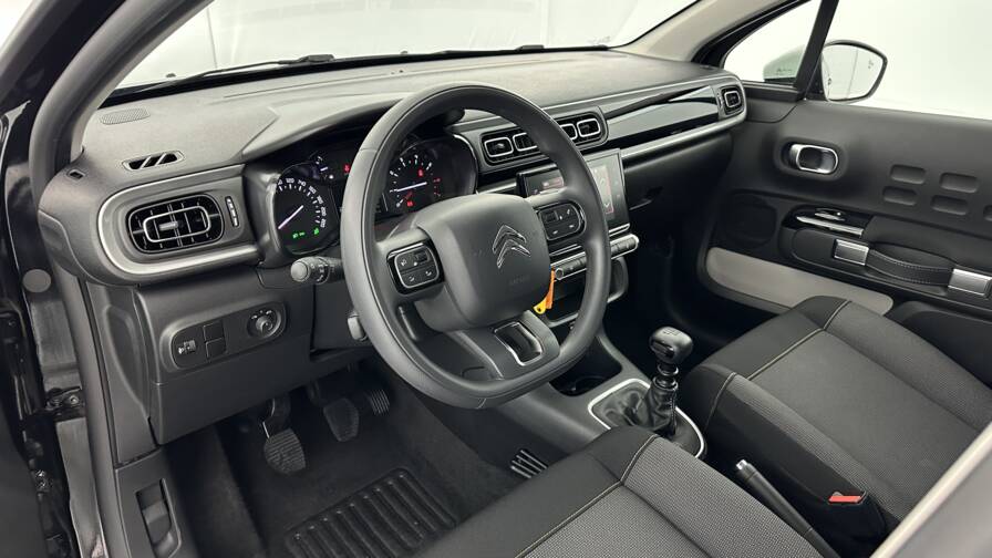 Mandataire Automobile occasion, recherche de Citroen C3-iii-1-2-puretech-110ch-shine - E-Motors