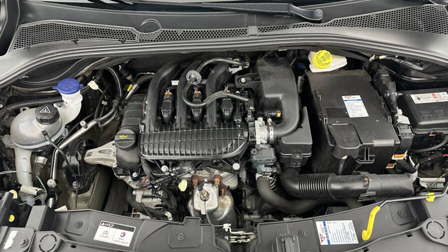 Mandataire Automobile occasion, recherche de Citroen C3-iii-1-2-puretech-83ch-shine - E-Motors