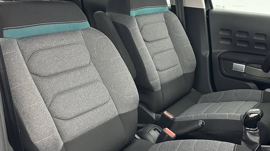 Mandataire Automobile occasion, recherche de Citroen C3-iii-1-2-puretech-83ch-shine - E-Motors