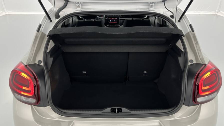 Mandataire Automobile occasion, recherche de Citroen C3-iii-1-2-puretech-83ch-shine - E-Motors