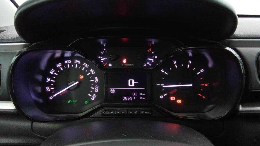 Mandataire Automobile occasion, recherche de Citroen C3-puretech-110-shine-plus-pdc-av - E-Motors