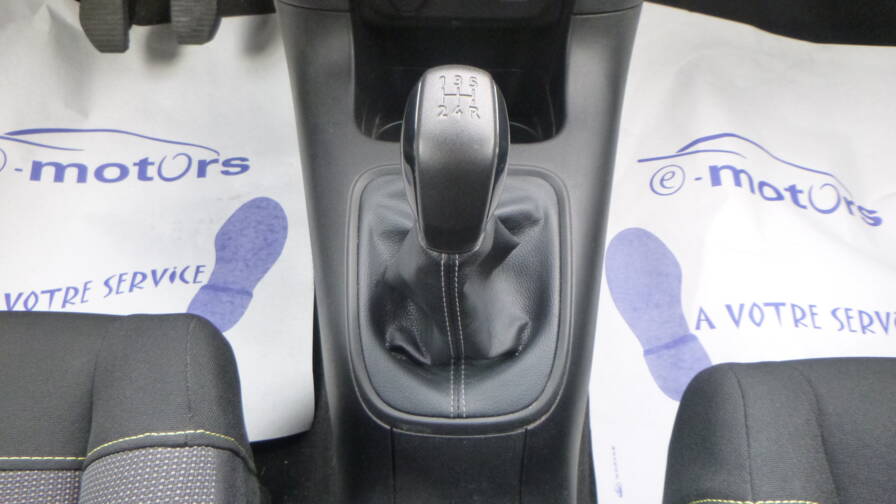 Mandataire Automobile occasion, recherche de Citroen C3-soci-t-puretech-82cv-feel-nav - E-Motors