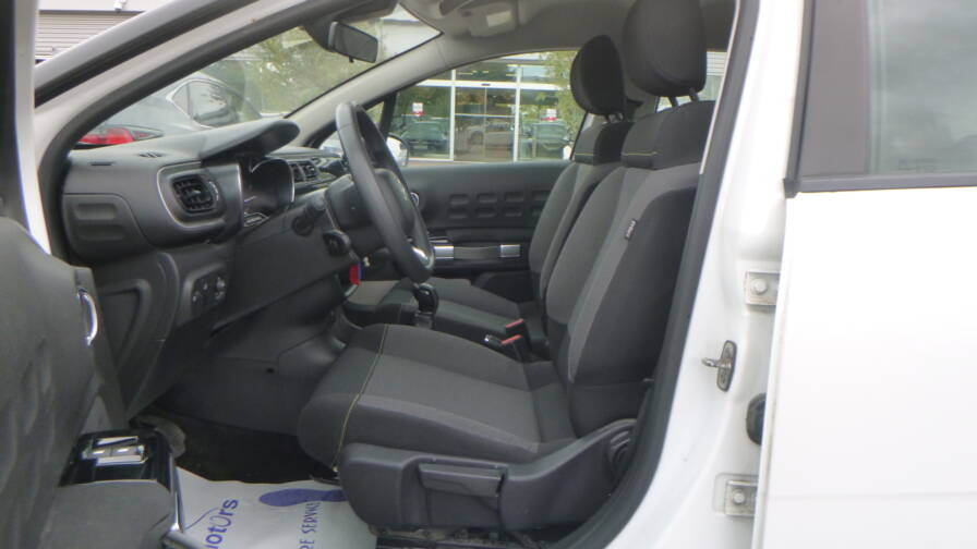 Mandataire Automobile occasion, recherche de Citroen C3-soci-t-puretech-82cv-feel-nav - E-Motors