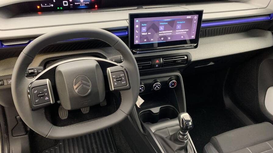 Mandataire Automobile neuf, recherche de Citroen C3-societe-nouvelle-turbo-100-bvm-pro - E-Motors