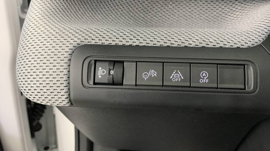 Mandataire Automobile neuf, recherche de Citroen C3-societe-nouvelle-turbo-100-bvm-pro - E-Motors