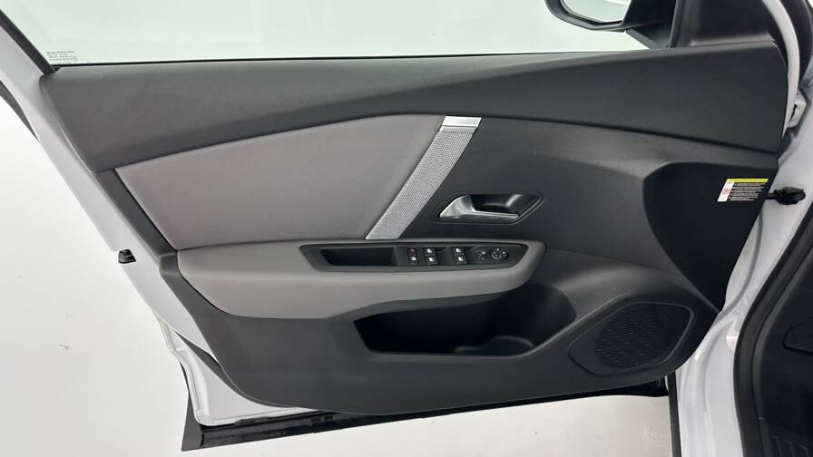 Mandataire Automobile neuf, recherche de Citroen C4-1-2-hybride-145ch-collection-e-dcs6 - E-Motors