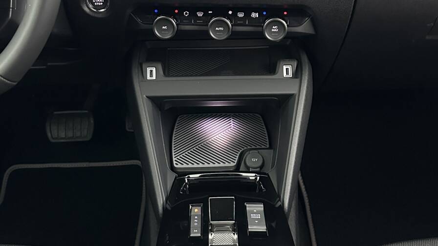 Mandataire Automobile neuf, recherche de Citroen C4-1-2-hybride-145ch-collection-e-dcs6 - E-Motors