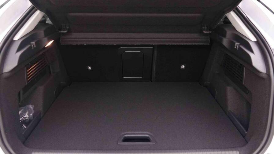 Mandataire Automobile neuf, recherche de Citroen C4-hybrid-145-e-dcs6-max-new-model - E-Motors