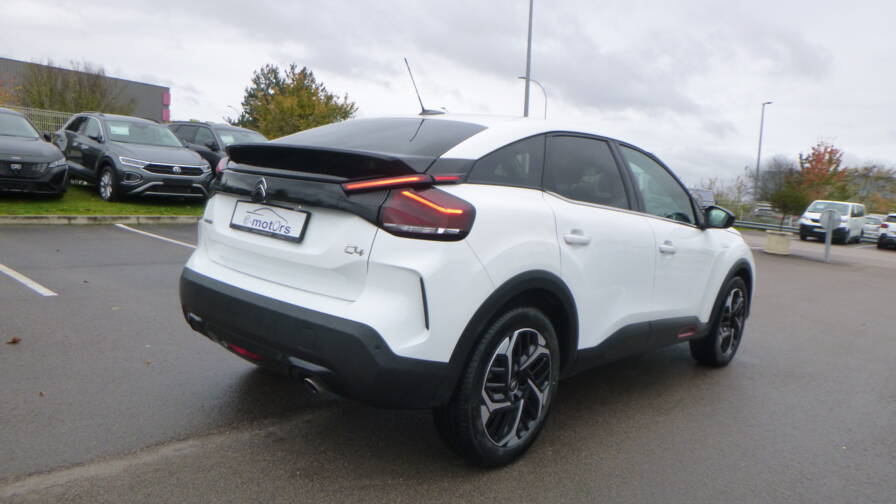 Mandataire Automobile occasion, recherche de Citroen C4-bluehdi-130-s-s-eat8-feel-pack - E-Motors