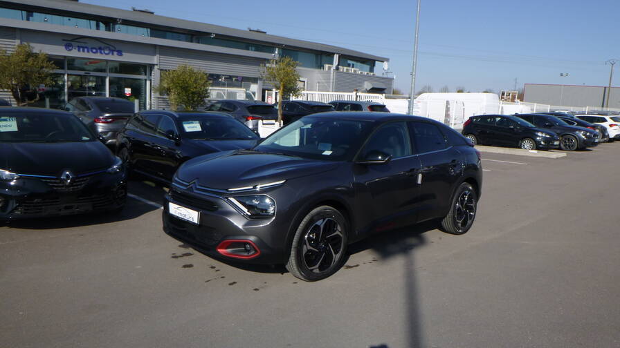 Avis-mandataire-auto-Emotors-Citroen-C4-Shine-bluehdi-130-s-s-eat8-plus-highway-driver-assist.