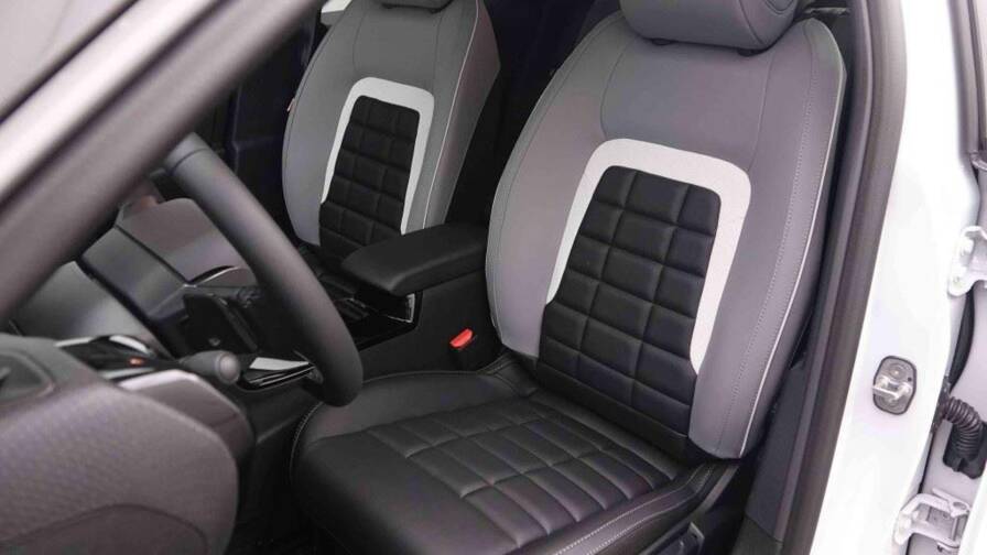 Mandataire Automobile neuf, recherche de Citroen C4-hybrid-145-e-dcs6-max-new-model - E-Motors