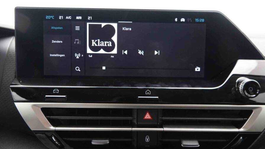 Mandataire Automobile neuf, recherche de Citroen C4-hybrid-145-e-dcs6-max-new-model - E-Motors