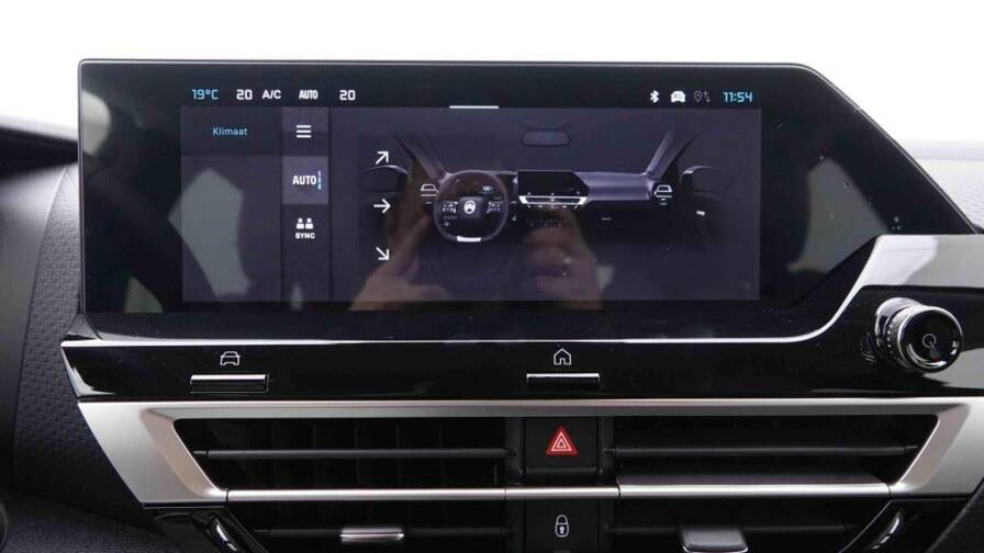 Mandataire Automobile neuf, recherche de Citroen C4-hybrid-145-e-dcs6-max-new-model - E-Motors