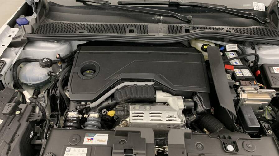 Mandataire Automobile neuf, recherche de Citroen C4-hybride-145-e-dcs6-max - E-Motors