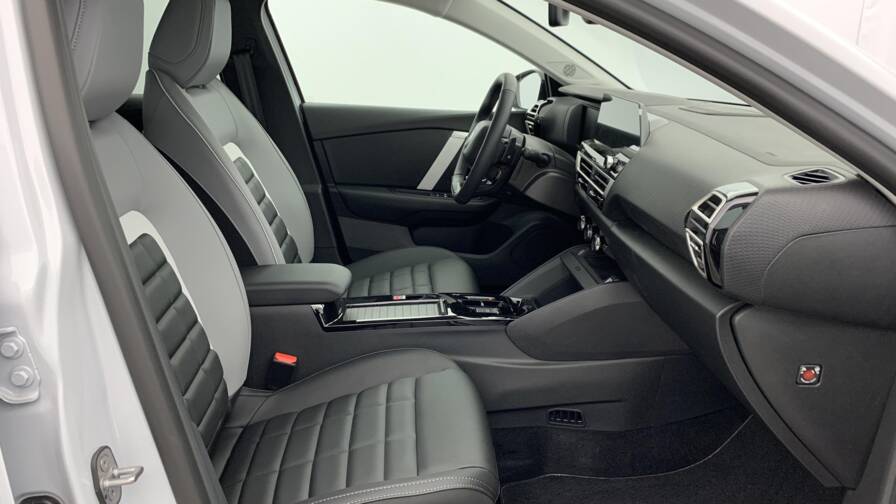 Mandataire Automobile neuf, recherche de Citroen C4-hybride-145-e-dcs6-max - E-Motors