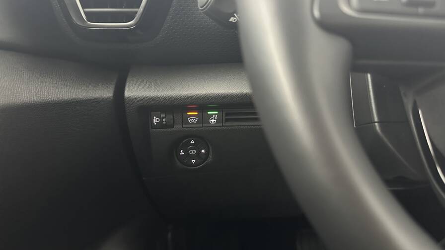 Mandataire Automobile occasion, recherche de Citroen C4-iii-1-2-hybride-136ch-max-e-dcs6 - E-Motors