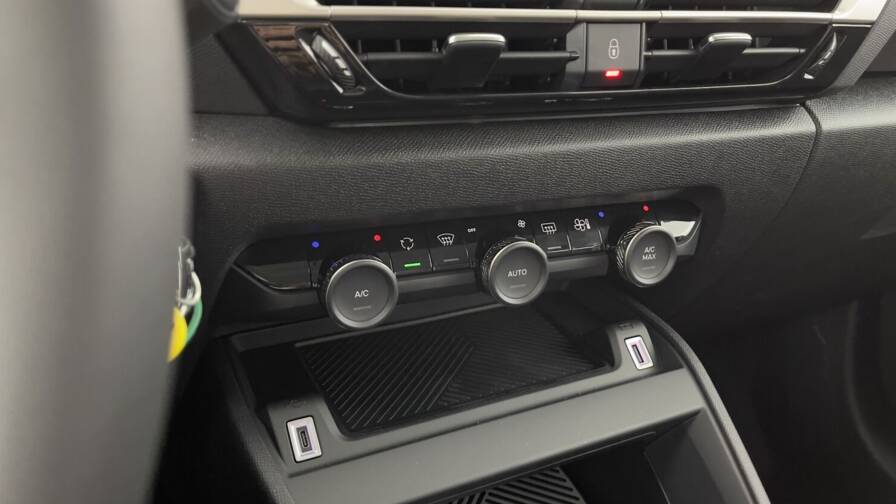 Mandataire Automobile neuf, recherche de Citroen C4-iii-1-2-puretech-130ch-plus - E-Motors