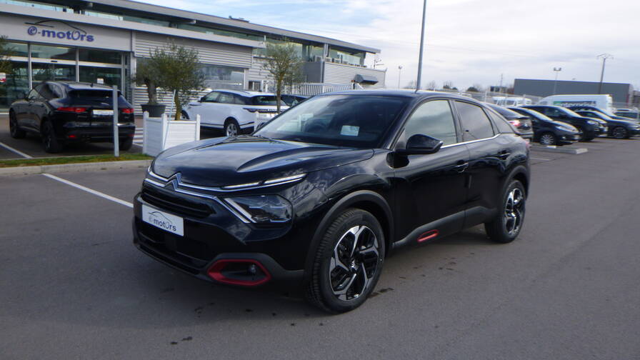 Avis-mandataire-auto-Emotors-Citroen-C4-Puretech-130-s-s-eat8-shine-plus-highway-driver-assist.