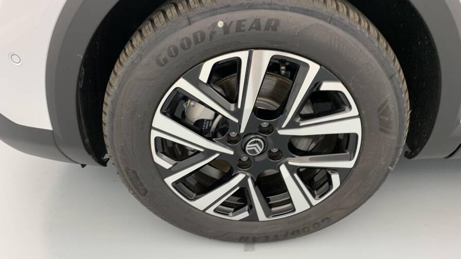 Mandataire Automobile neuf, recherche de Citroen C4-puretech-130-eat8-max - E-Motors