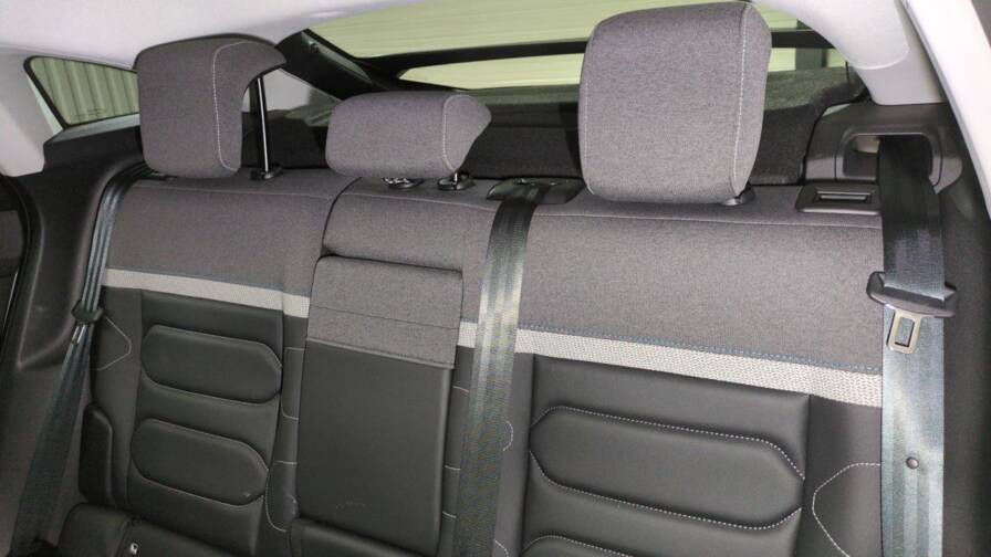 Mandataire Automobile occasion, recherche de Citroen C4-puretech-130-eat8-max-plus-camera-360-plus-toit-pano - E-Motors