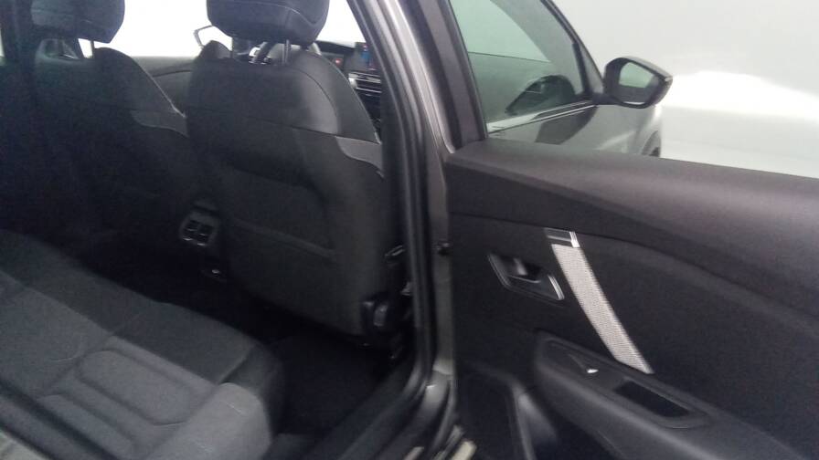 Mandataire Automobile occasion, recherche de Citroen C4-puretech-130-s-s-eat8-feel-pack - E-Motors