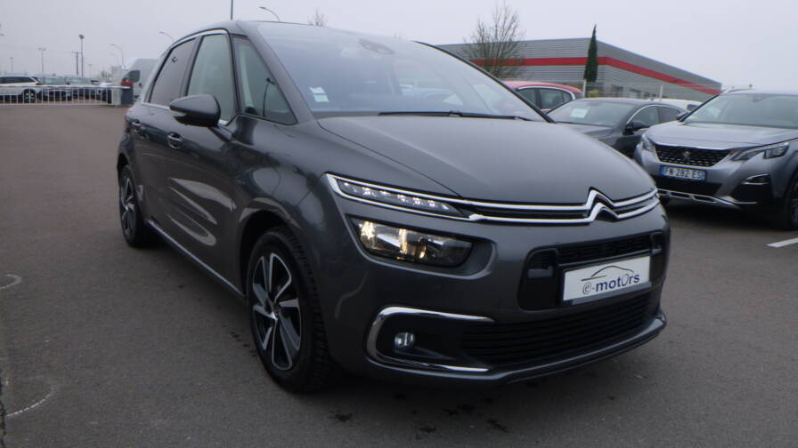 Mandataire Automobile occasion, recherche de Citroen C4-spacetourer-puretech-130-ss-shine-attelage - E-Motors