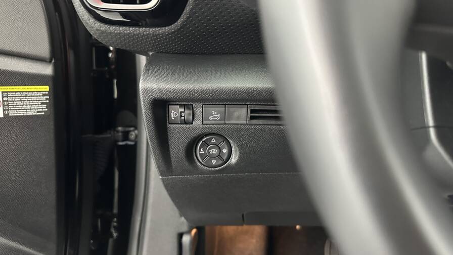 Mandataire Automobile occasion, recherche de Citroen C4-x-1-2-puretech-130ch-max-eat8 - E-Motors