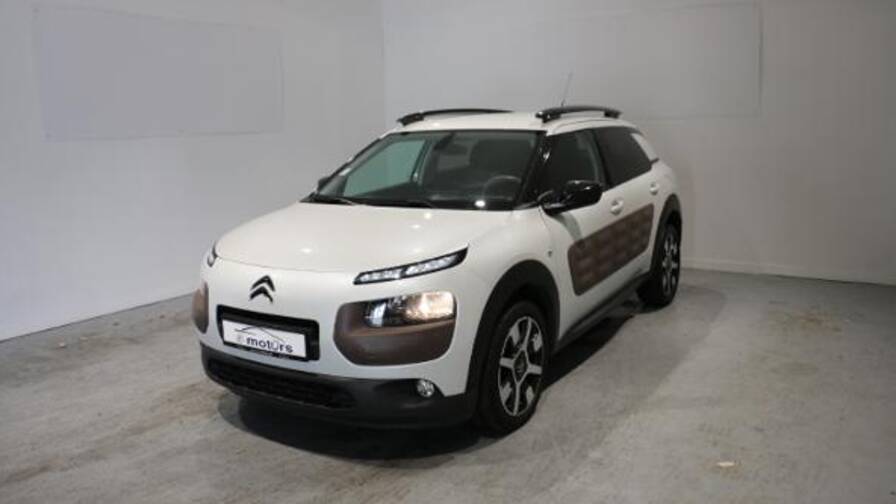 Avis-mandataire-auto-Emotors-Citroen-C4-cactus-Puretech-110-s-s-shine-edition.