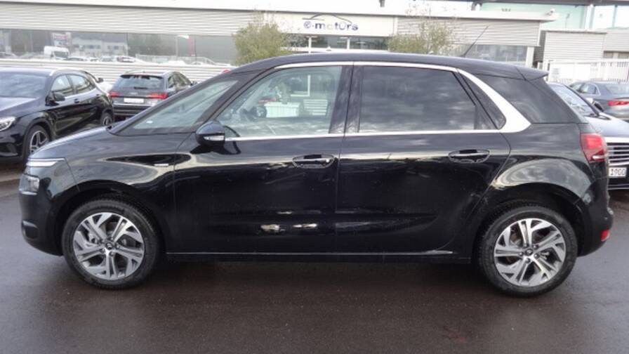 Avis-mandataire-auto-Emotors-Citroen-C4-picasso-Feel-bluehdi-120-s-s-eat6.