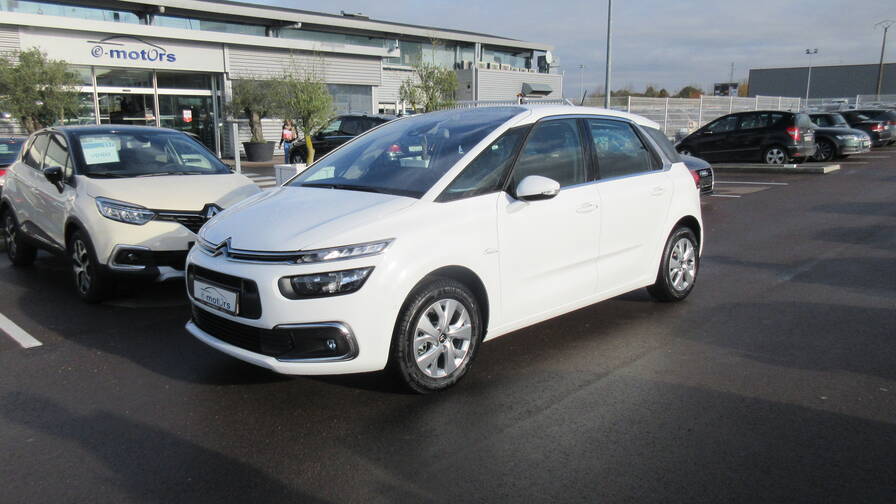 Avis-mandataire-auto-Emotors-Citroen-C4-spacetourer-Feel-bluehdi-130-s-s.