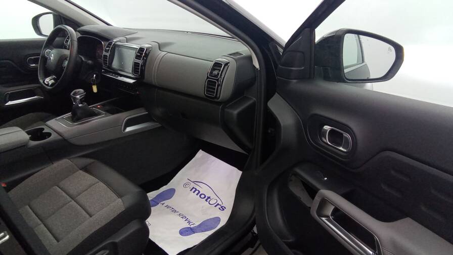 Mandataire Automobile occasion, recherche de Citroen C5-aircross-bluehdi-130-s-s-feel - E-Motors