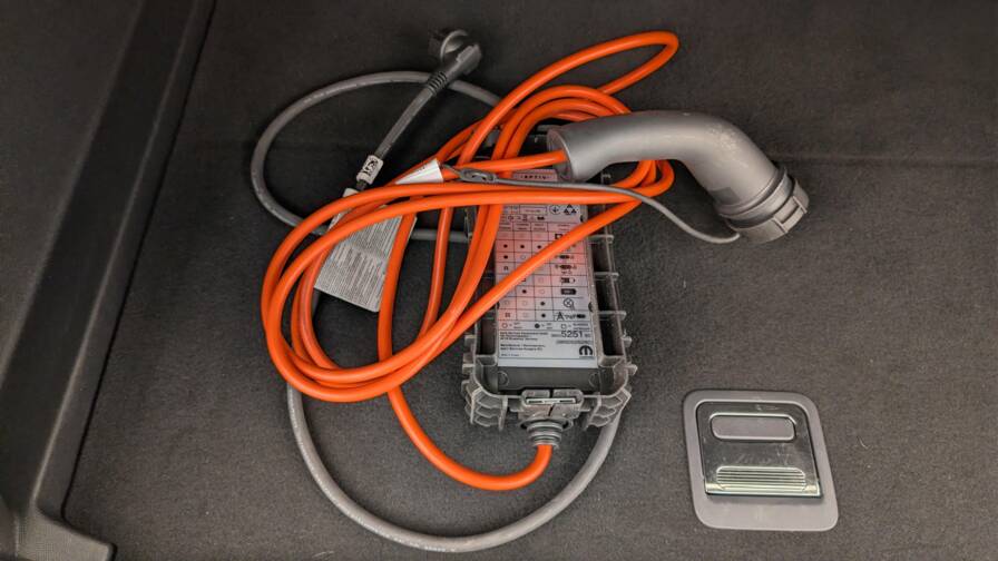 Mandataire Automobile occasion, recherche de Citroen C5-aircross-hybride-rechargeable-225-e-eat8-shine - E-Motors