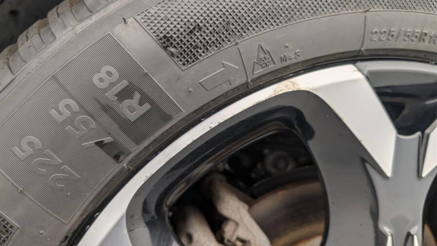 Mandataire Automobile occasion, recherche de Citroen C5-aircross-hybride-rechargeable-225-e-eat8-shine - E-Motors