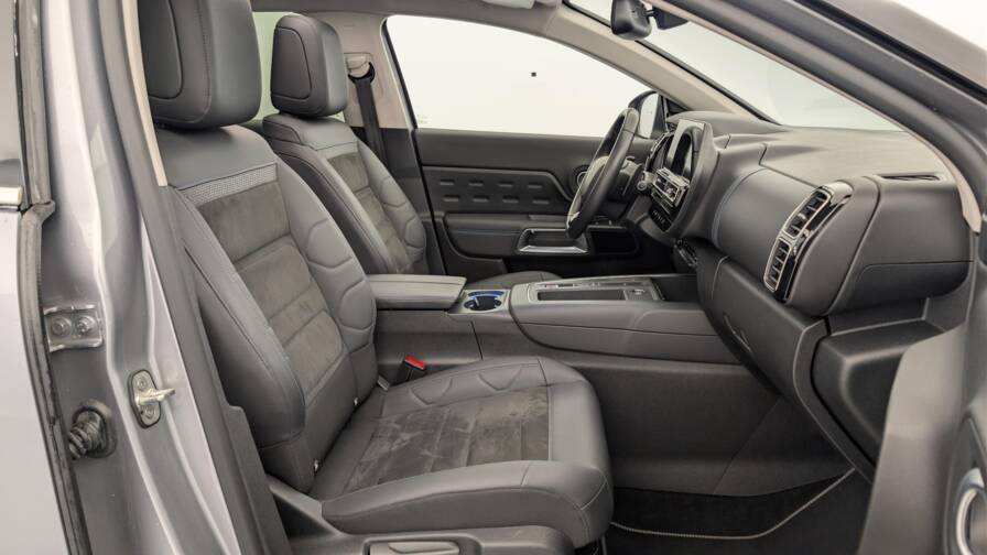 Mandataire Automobile occasion, recherche de Citroen C5-aircross-hybride-rechargeable-225-e-eat8-shine - E-Motors