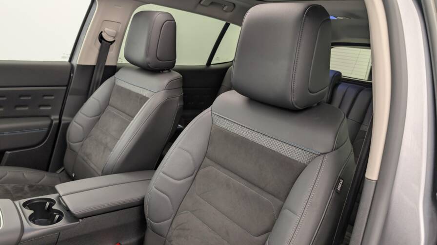 Mandataire Automobile occasion, recherche de Citroen C5-aircross-hybride-rechargeable-225-e-eat8-shine - E-Motors