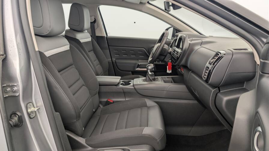 Mandataire Automobile occasion, recherche de Citroen C5-aircross-puretech-130-s-s-bvm6-feel - E-Motors