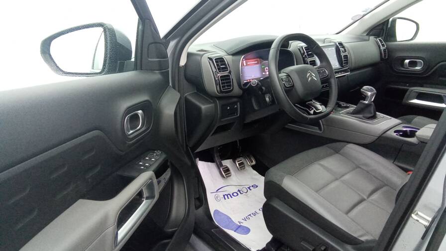 Mandataire Automobile occasion, recherche de Citroen C5-aircross-puretech-130-shine-toit - E-Motors