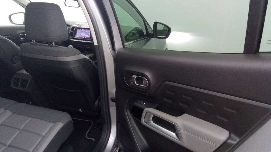 Mandataire Automobile occasion, recherche de Citroen C5-aircross-puretech-130-shine-toit - E-Motors